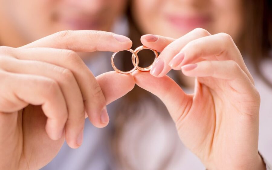 結婚